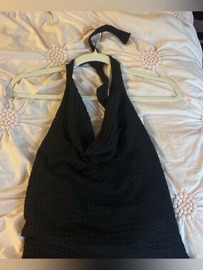 PrettyLittleThing Black Textured Halter Cowl Neck Top